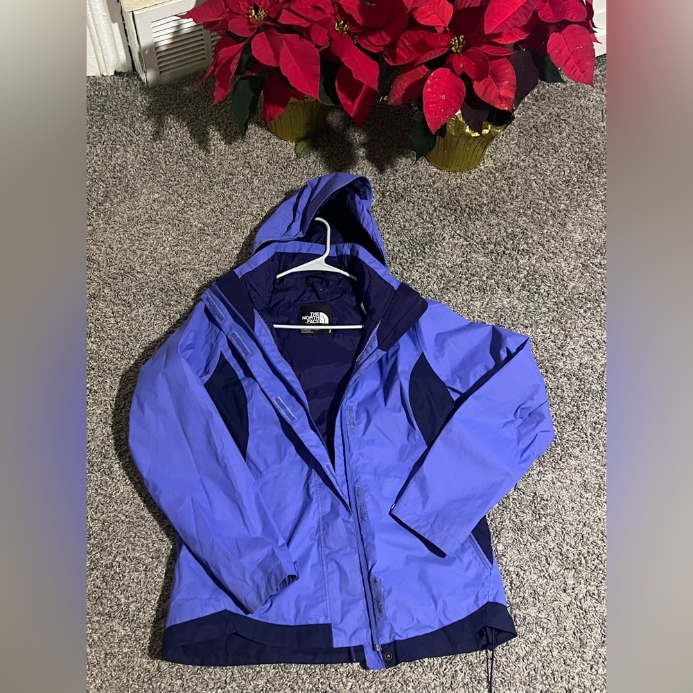 The North Face Women's Purple Utility Jacket - Picture 2 of 8